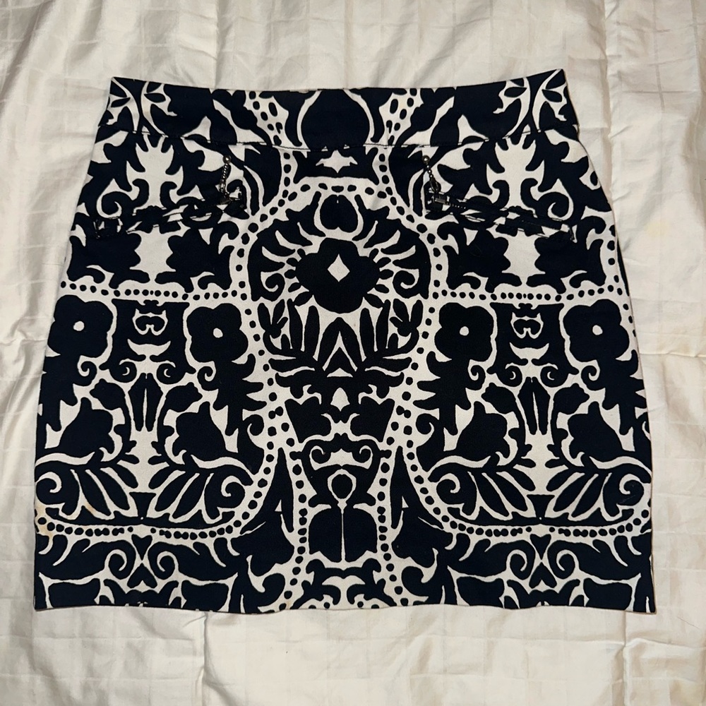 H&M Black and White Printed Skirt